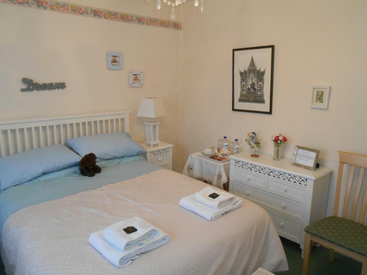 Rose Villa Bed And Breakfast Форфар Экстерьер фото